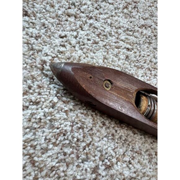 Vintage Wooded Weaving Loom Shuttle; Antique - Picture 5 of 9